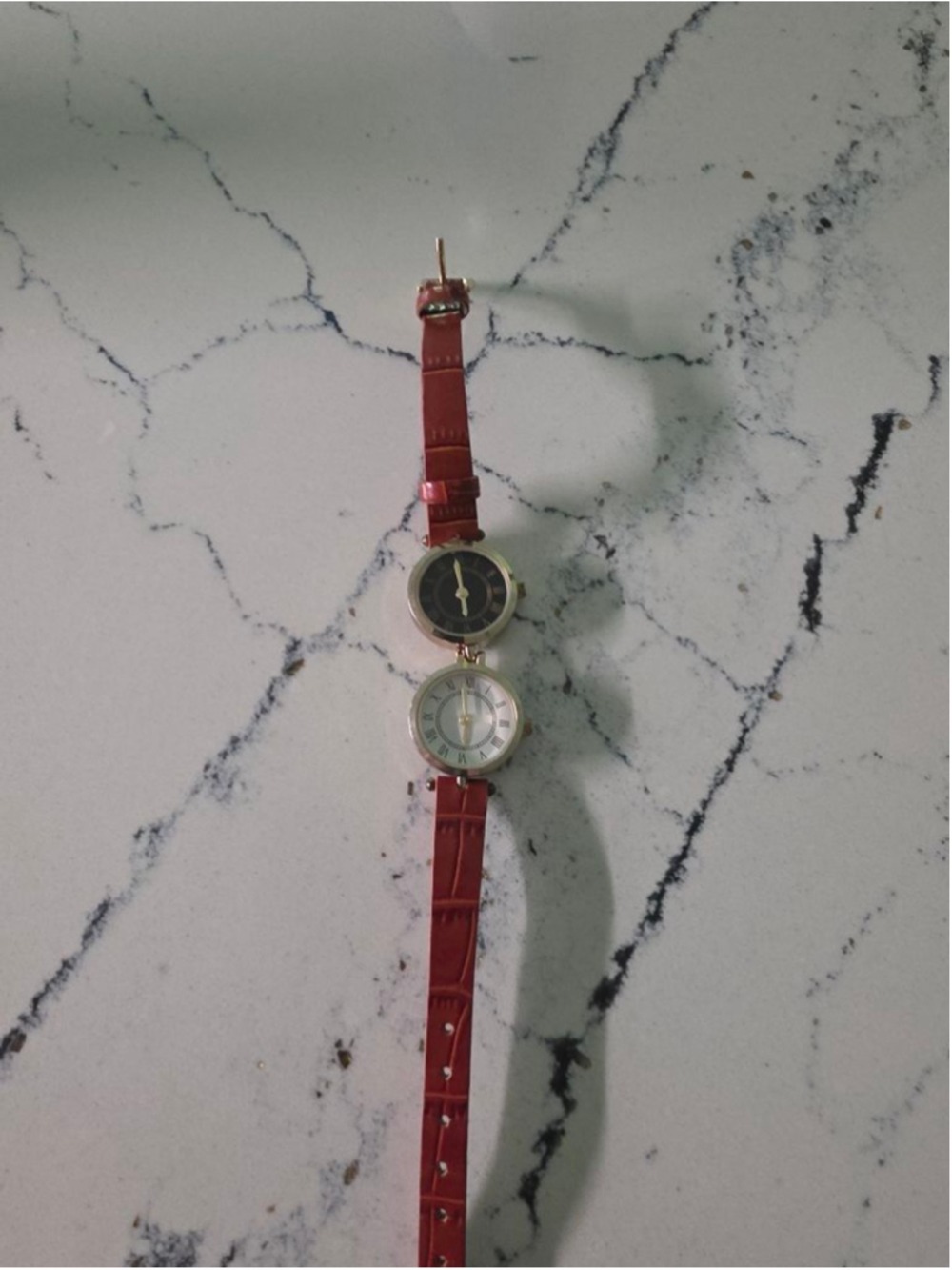 Women's Unbranded Red and Silver Dual Face Watch, One Size - Picture 2 of 10